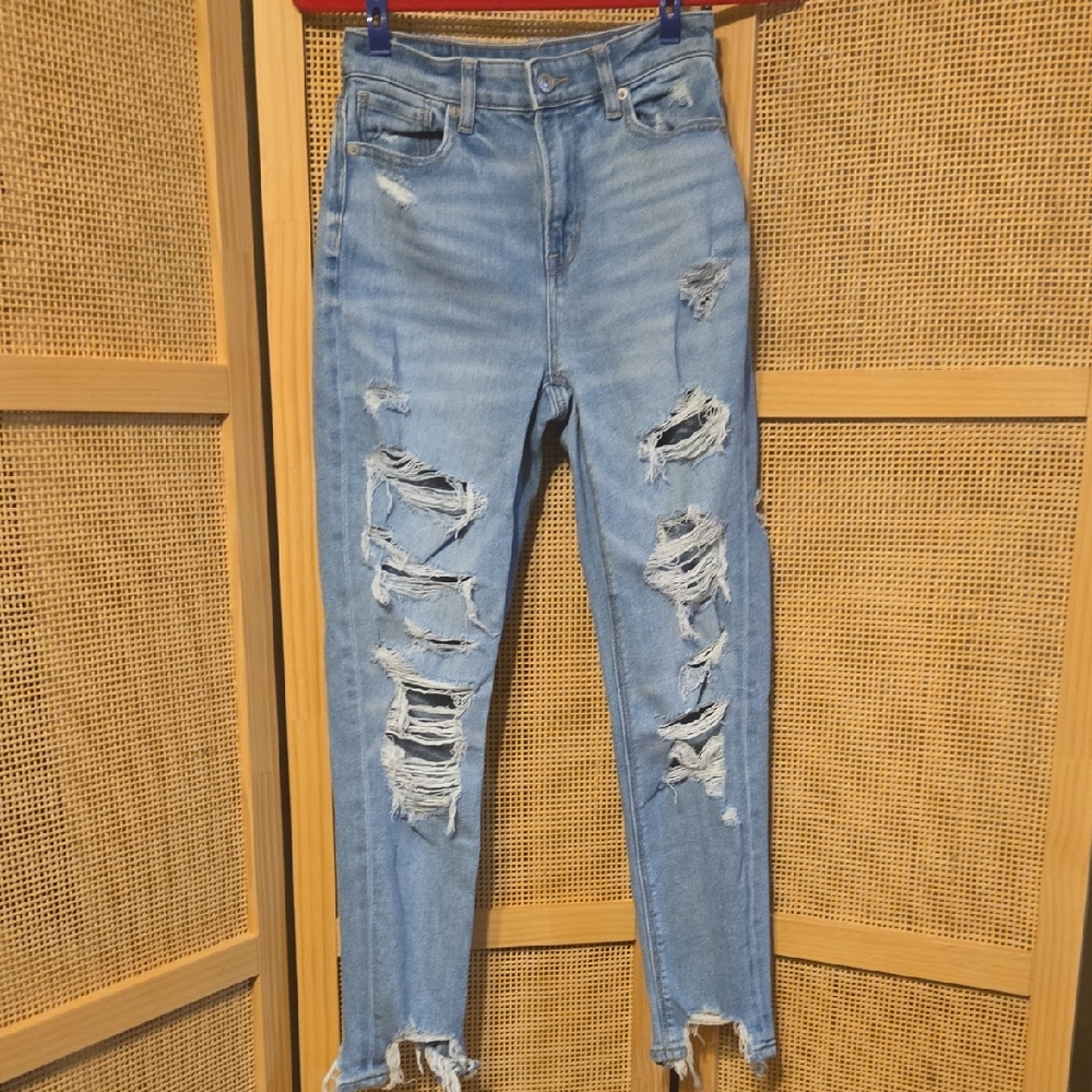 American Eagle Outfitters Light Blue High Rise Distressed Mom Jeans Size 0